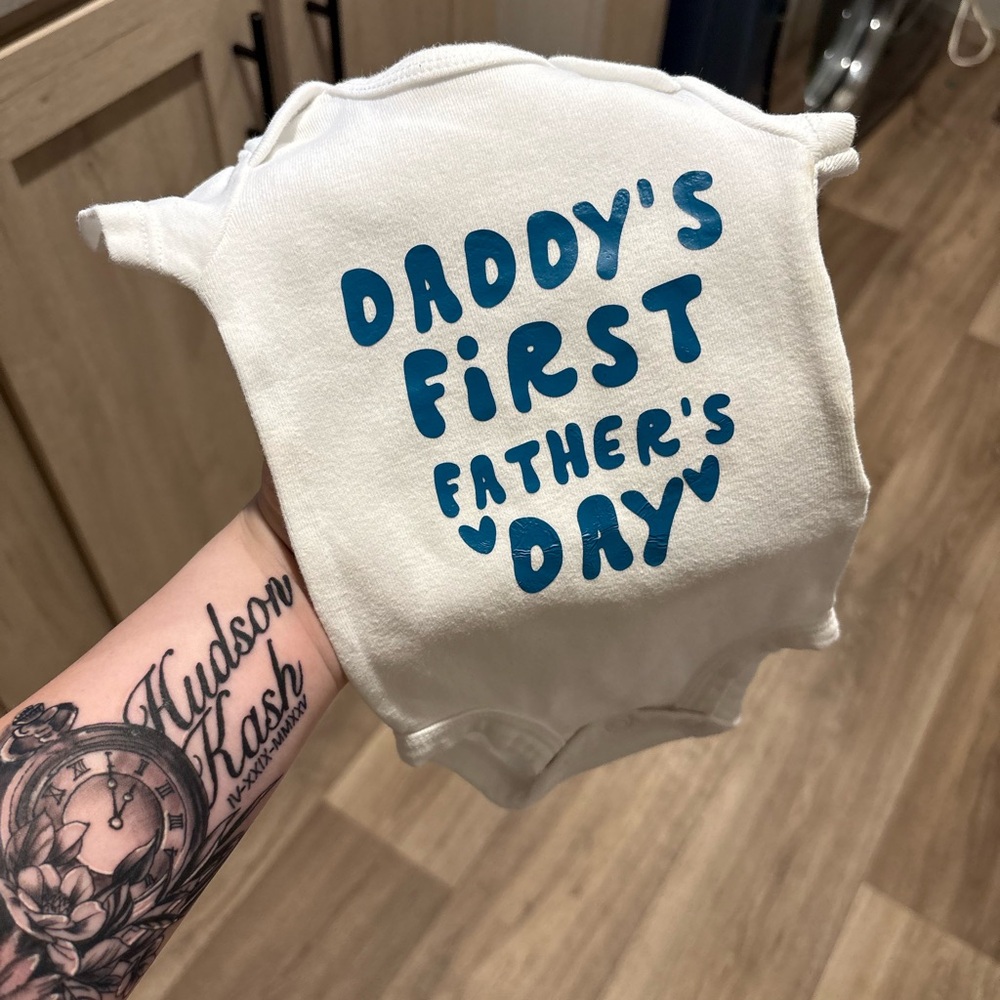 Custom baby onesie’s